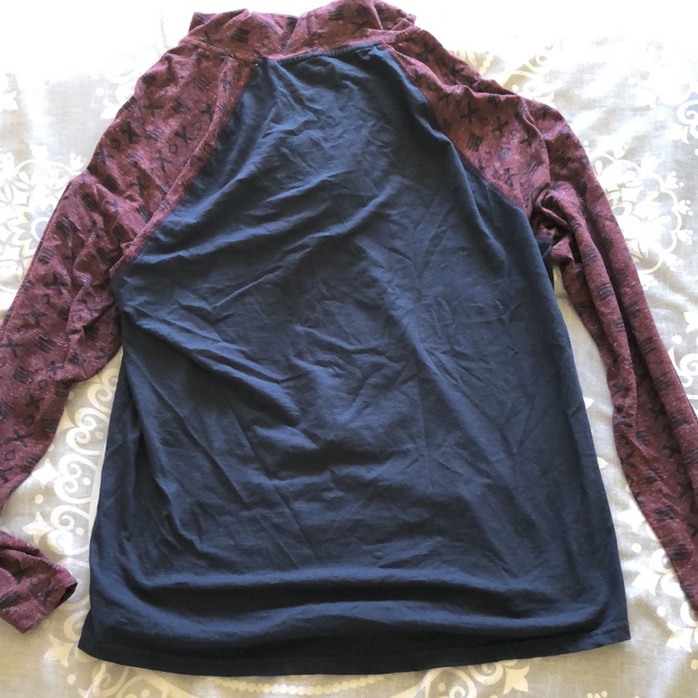 Men’s hoodie - Picture 3 of 3